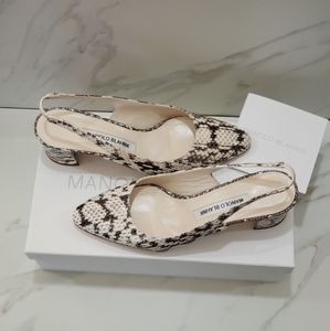 NEW MANOLO BLAHNIK Snakeskin Slingback Pumps